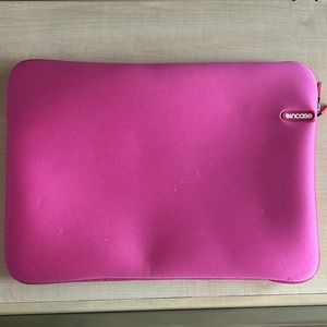 incase laptop cover